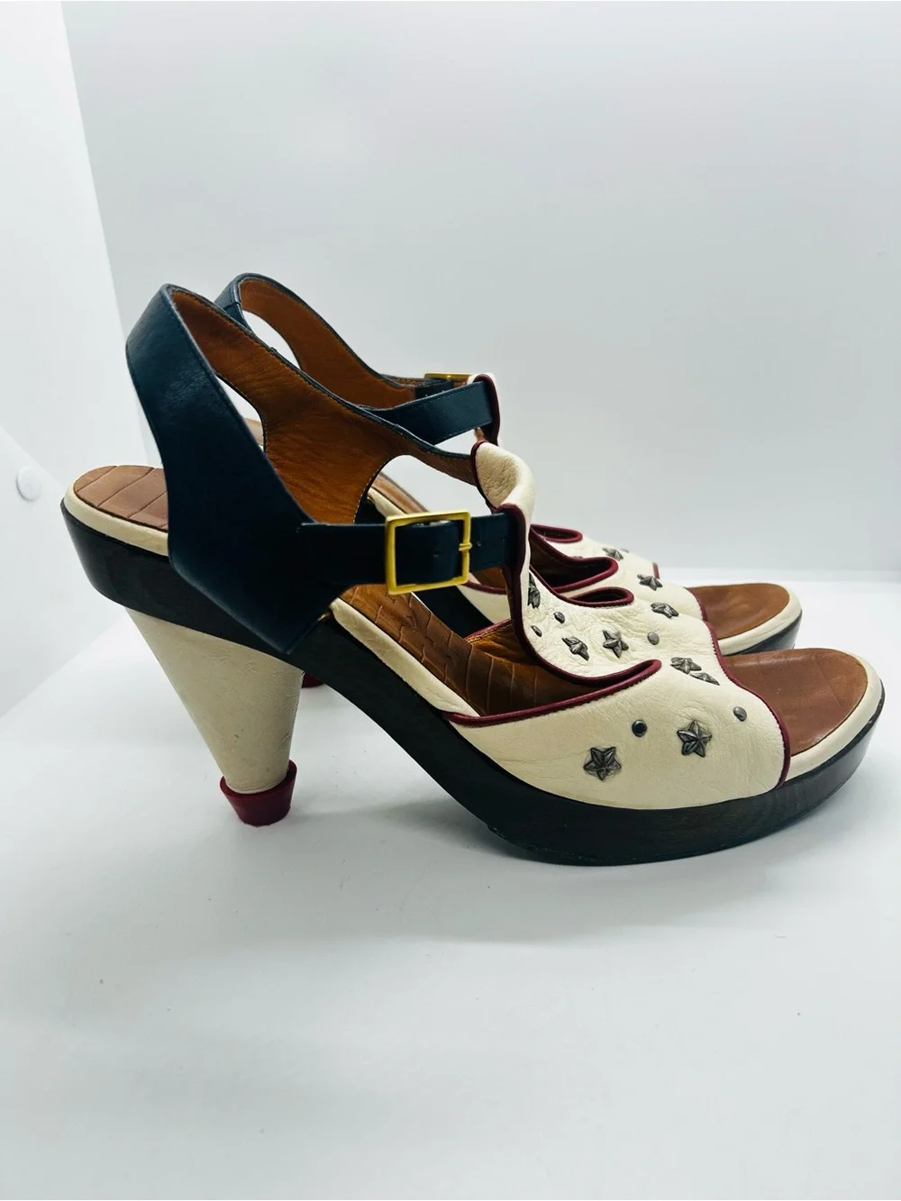 Chie Mihara Women’s Sz 42 Star Stdded Heels Sandals